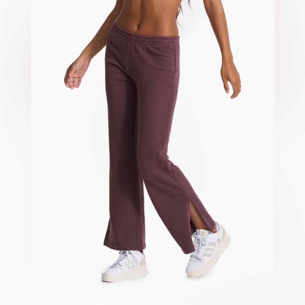 New Vuori Sedona Wideleg Sweatpant in Chestnut - Picture 8 of 10
